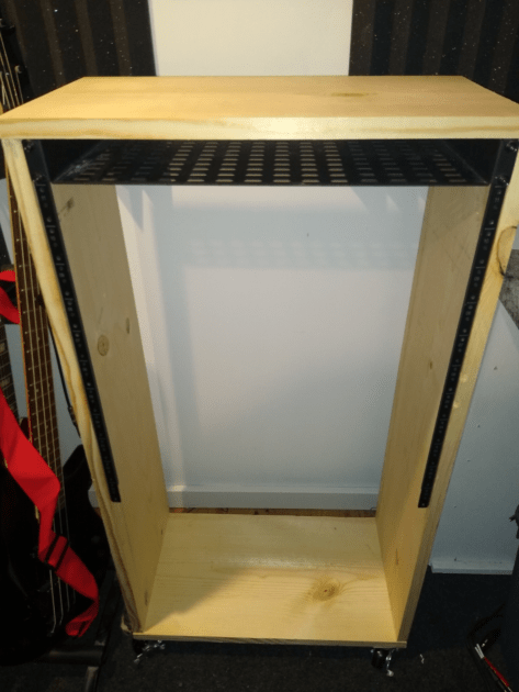 How To Build a Rack for Home Studio 7 How To Build a Rack for Home Studio - empty rack